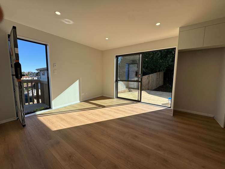 21A Orinda Close Botany Downs_4
