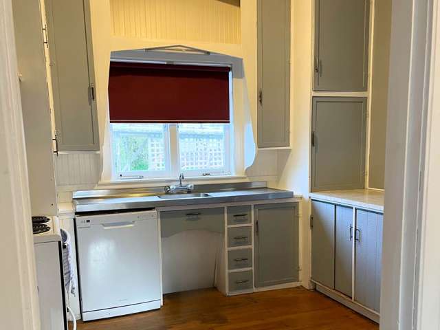 348A Western Hills Drive Avenues_2