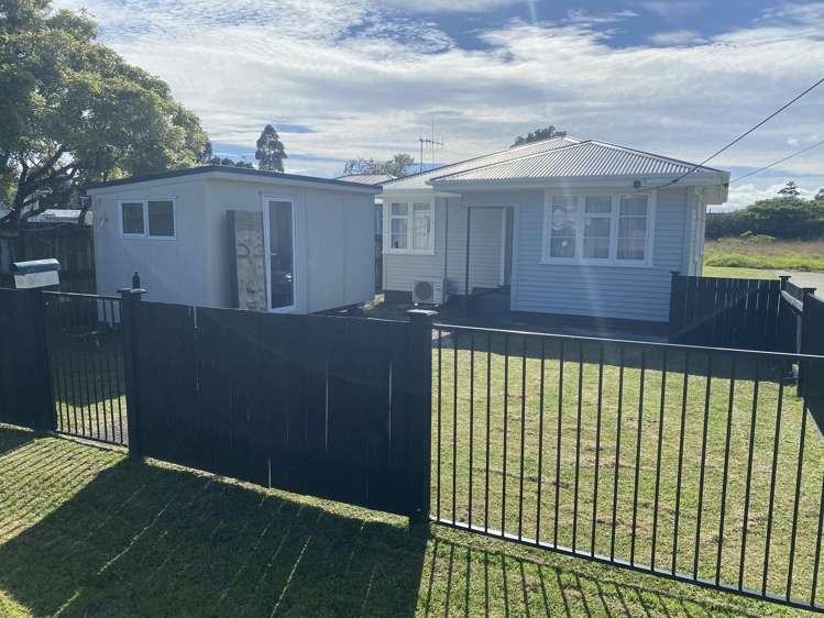 10 Pukemiro Road_0