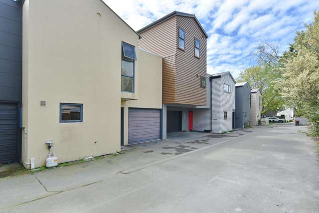 Prime Location Near Hospital