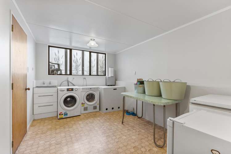 8 Simon Street Feilding_15