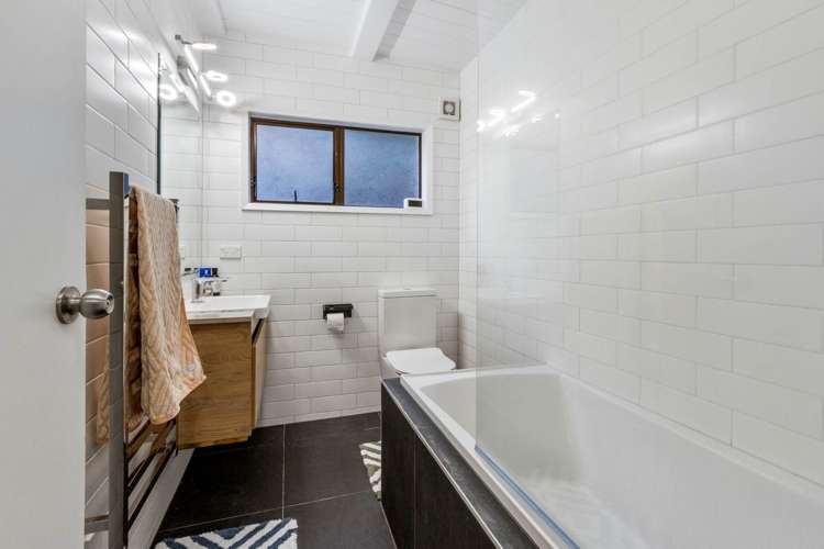 18 Pluto Place Beach Haven_22