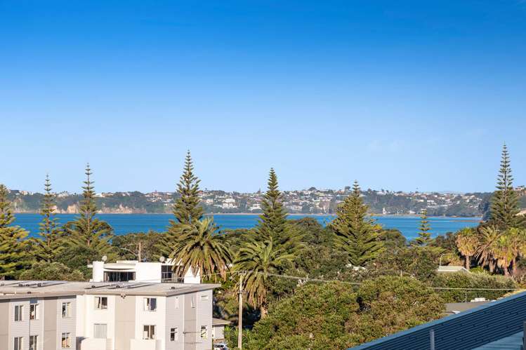 511/11 Tamariki Avenue_1