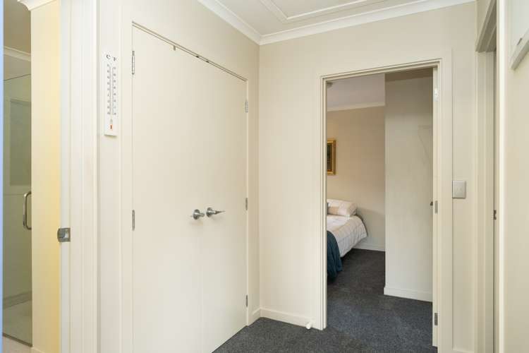 66e Law Street Caversham_17