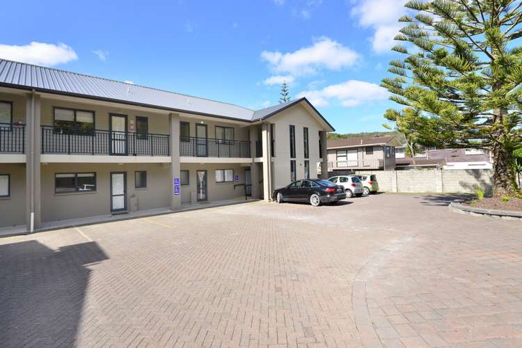 2H/25 Weranui Road Waiwera_17