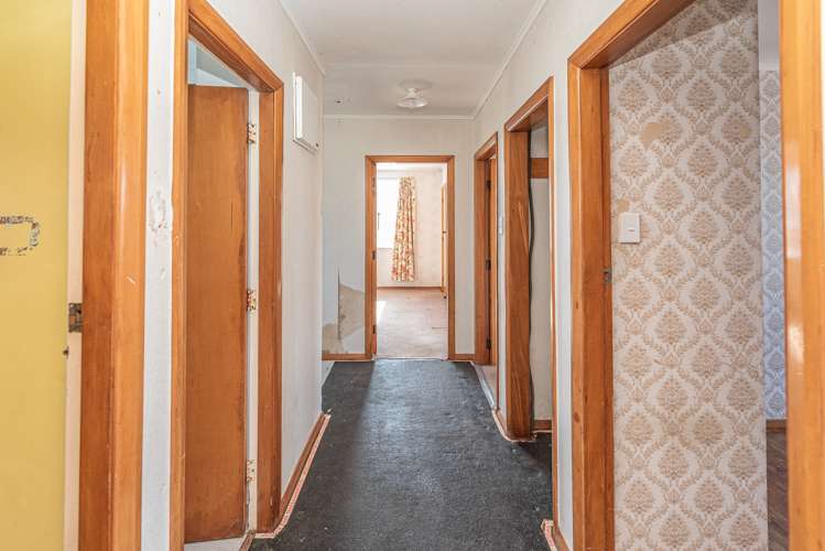 6 Gordon Crescent Marton_11