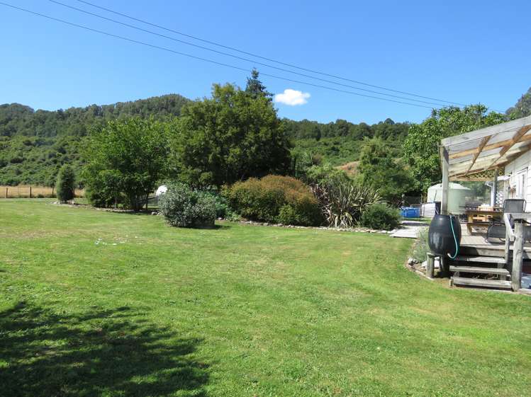 714 State Highway 7 Reefton_11