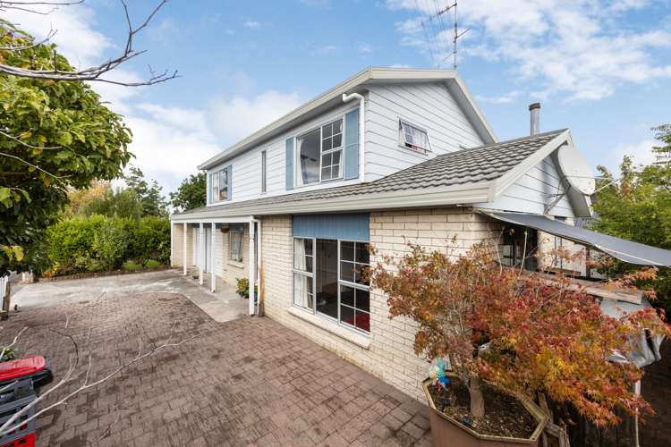 2/165 River Road Hamilton East_17