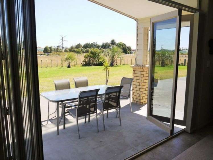 249 Baylys Coast Road Dargaville_4