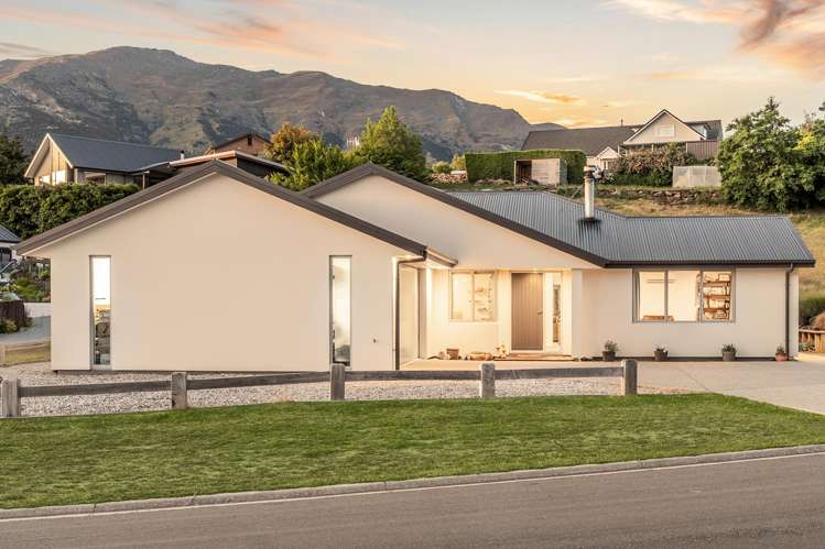 39 Nichol Street Lake Hawea_20