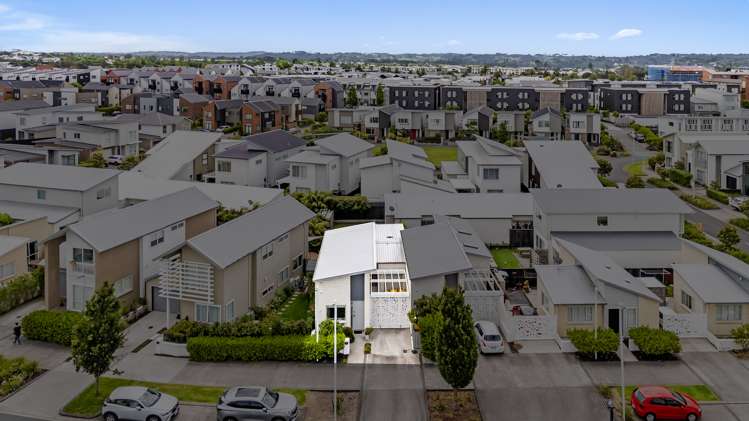 188 Clark Road Hobsonville_16