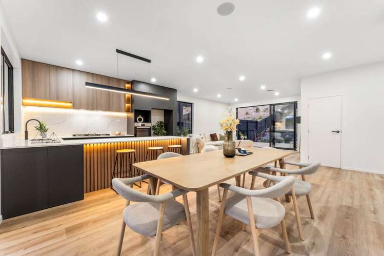 242F West Hoe Heights Orewa_5