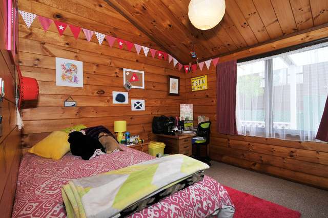 14 Arahanga Grove Maupuia_3