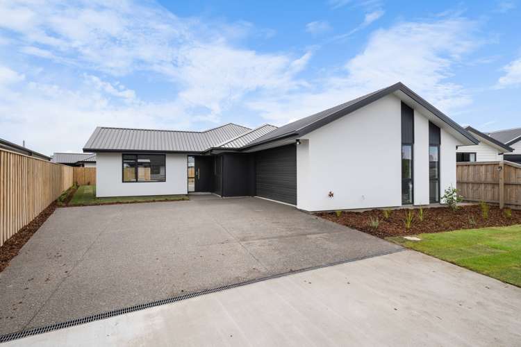 3 Oakleigh Street Woodend_21