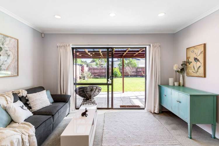 3 Evanda Crescent Conifer Grove_10