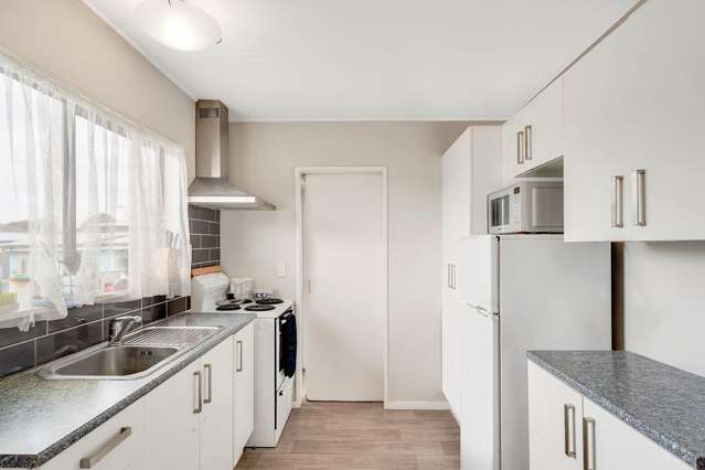 10E Breckons Avenue Nawton_3