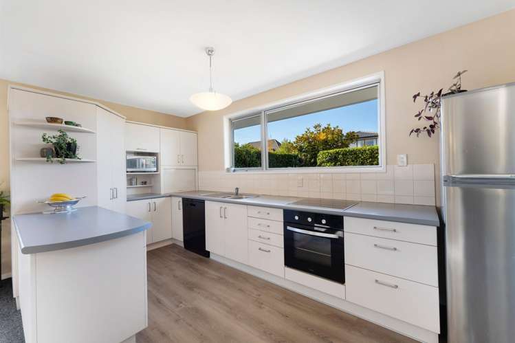 2/6 Croziers Road Saint Albans_1