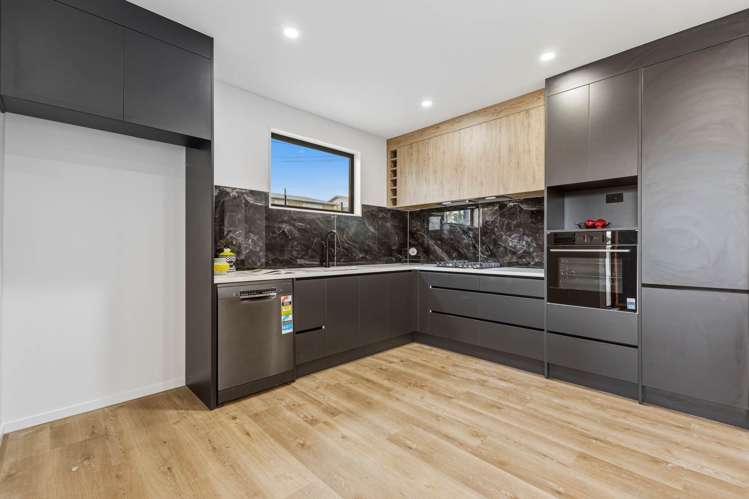 53 Helvetia Road Pukekohe_16