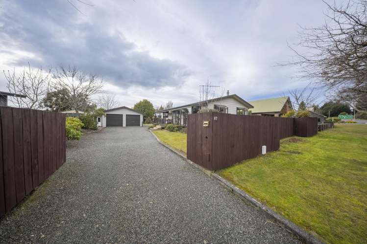 67 Luxmore Drive Te Anau_25