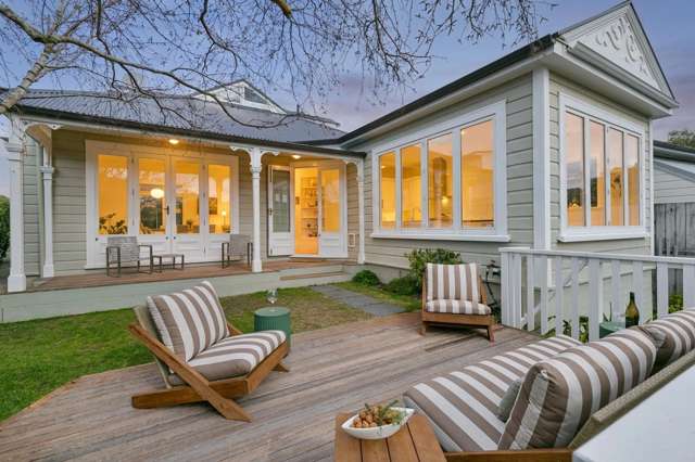 14 Mariri Road Kelburn_2