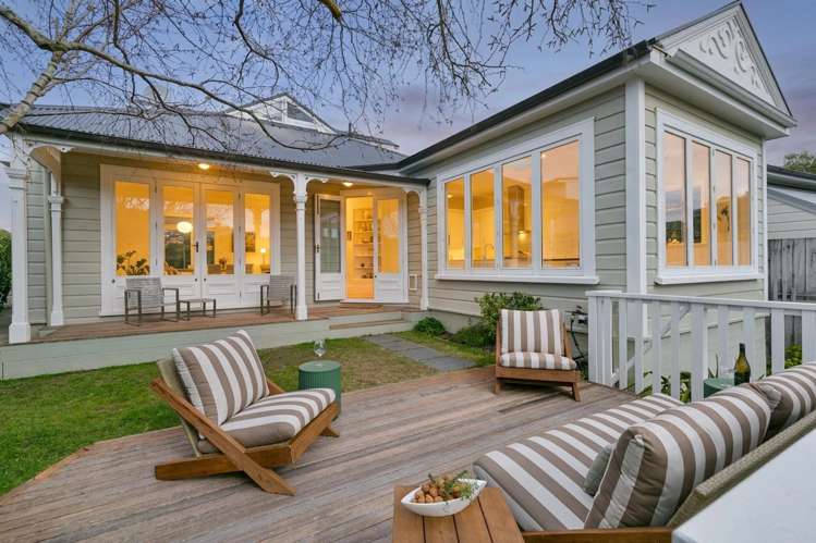 14 Mariri Road Kelburn_1