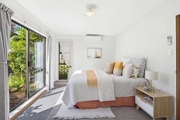 3 Tedder Way Karori_11