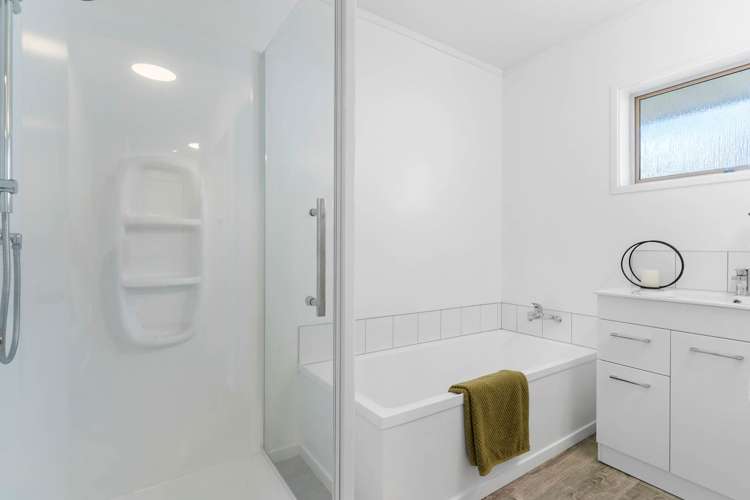 2/86 Archers Road Glenfield_12