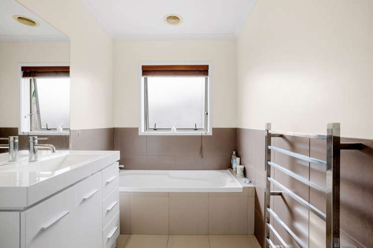 115 Wentworth Drive Rototuna North_16