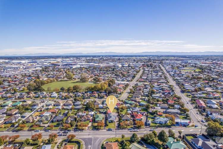 146 Springs Road Hornby_18