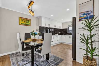 111A Russell Road_3