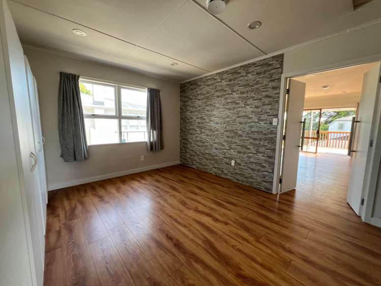 1 Christina Avenue Te Atatu South_8