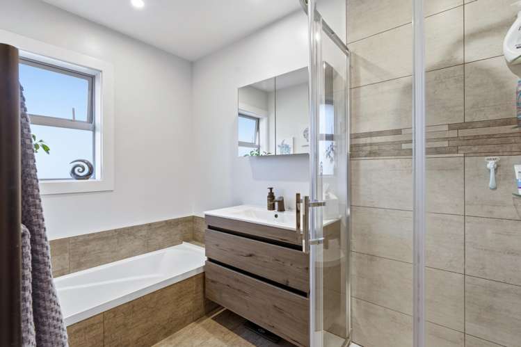 24 Leary Street Kenmure_24