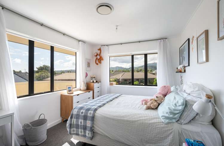 3 Coleridge Place Stoke_12