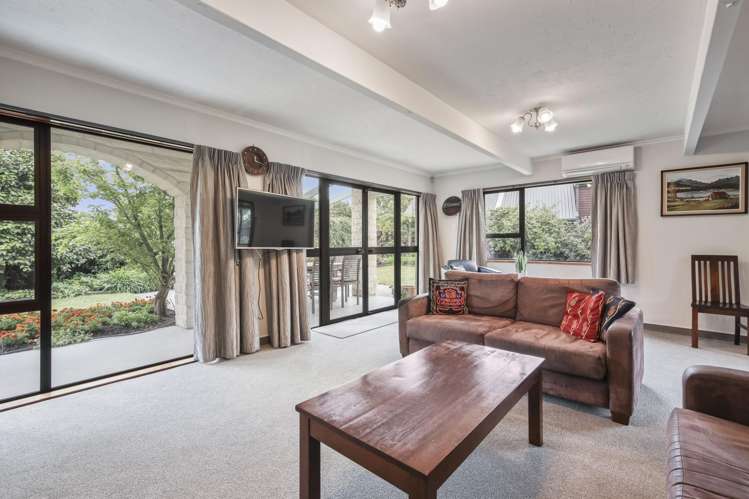 68 Lake Terrace Road Burwood_11