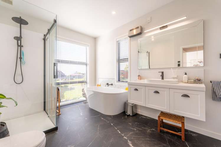 32A Tenby Street Moeraki_17