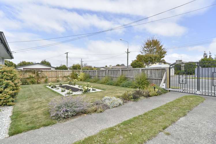 210 Avonhead Road Avonhead_26