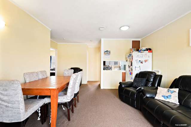 2/14 Willerton Avenue New Lynn_4