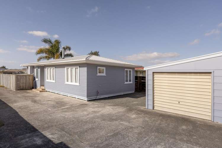 20 Emmett Street Greerton_22