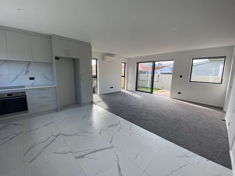 2/22 Rutherford Street 1582_9