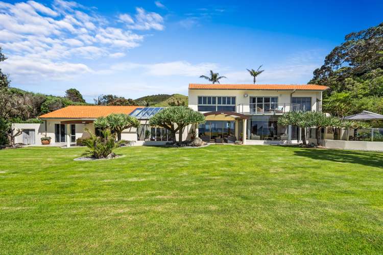 572 Rockell Road Whananaki_11