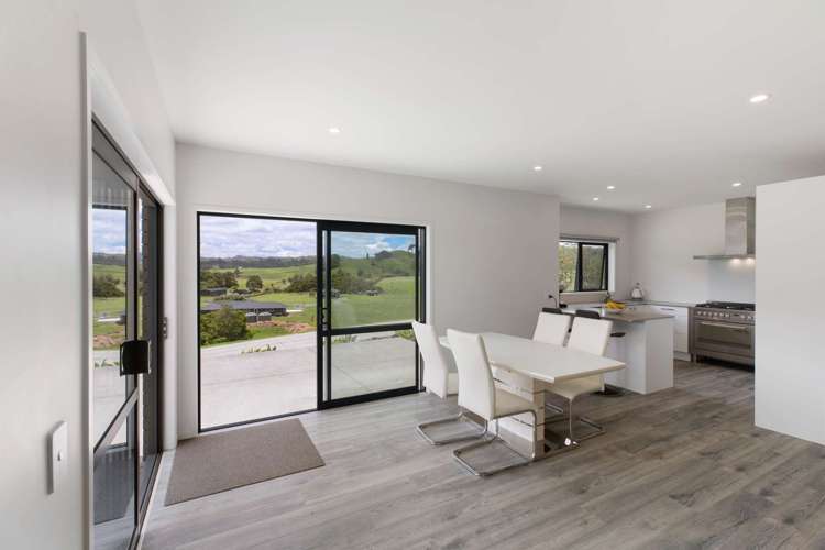 654 West Coast Road Makarau_6