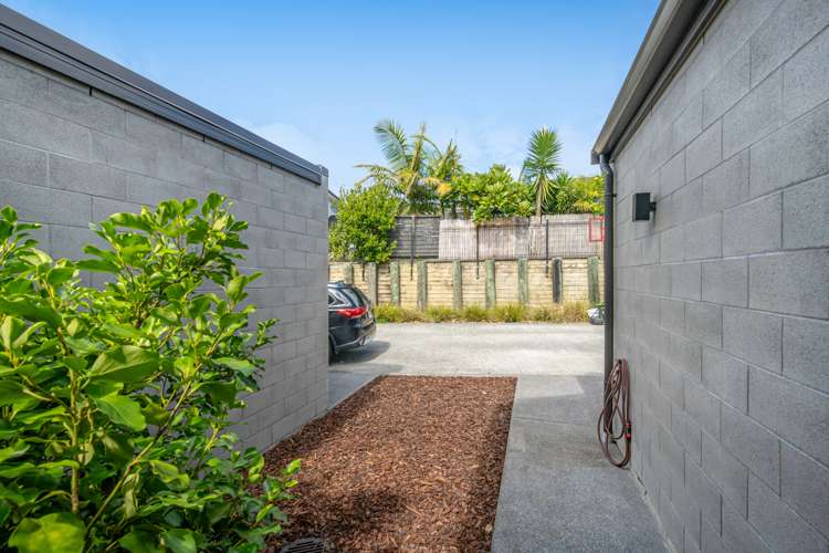 87 Bonair Crescent Silverdale_11