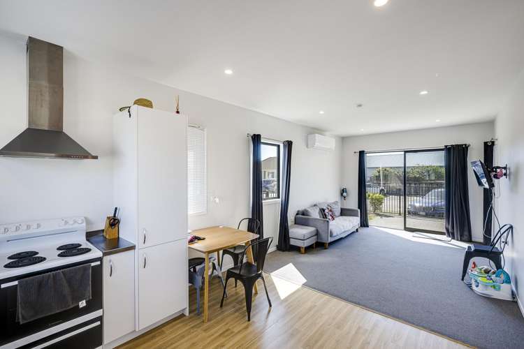 Units 3, 4, and 5/1018 Plunket Street St Leonards_7