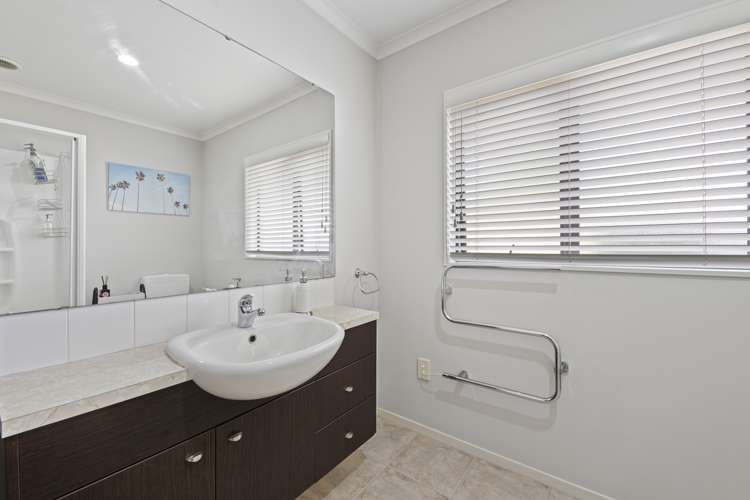 26 Aberdeen Crescent Wattle Downs_10