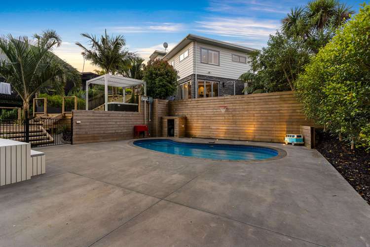 13 Tanglewood Place Cockle Bay_15