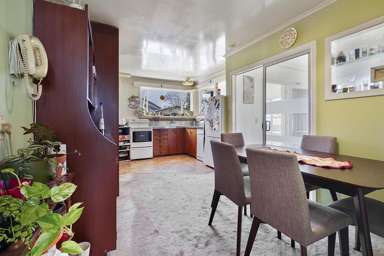82 Grandview Road_4
