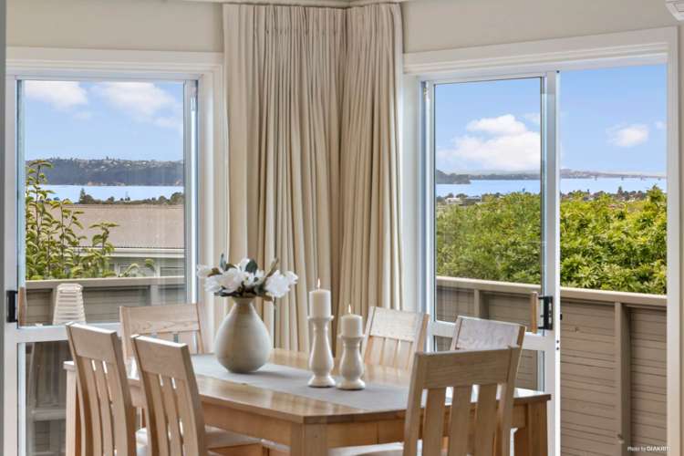 188 Royal Road Massey_6