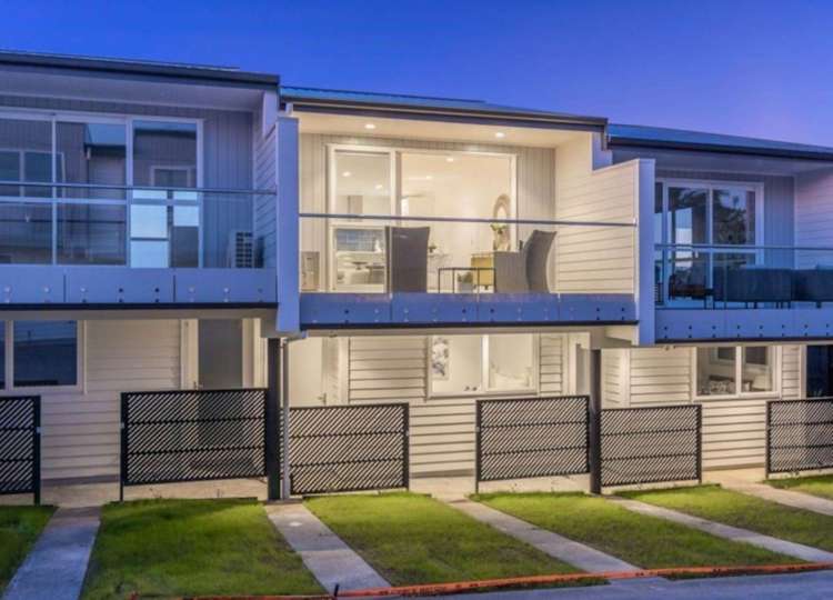 8/70a Barrack Road Mount Wellington_12