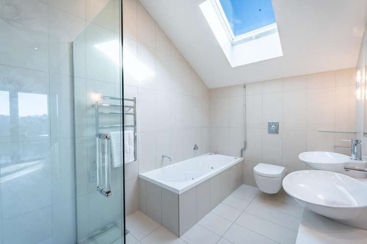 18 Kitchener Square Highfield_16