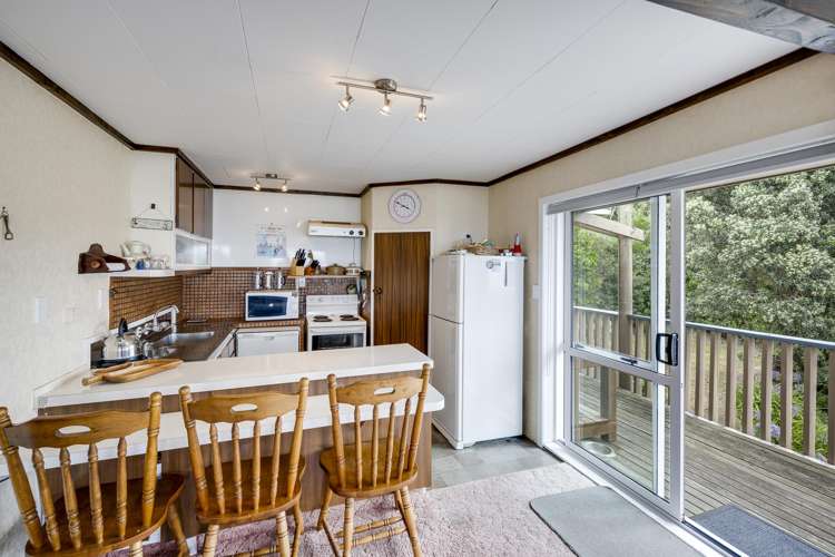 213 Harper Road Waimarama_6